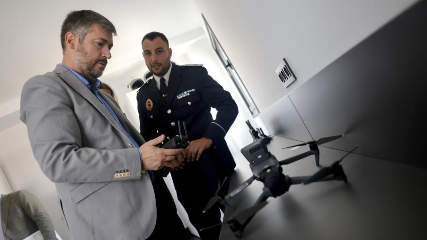 La Comunidad de Madrid invierte 1,2 millones en el nuevo Centro de Emergencias de San Martín de Valdeiglesias El consejero García Martín