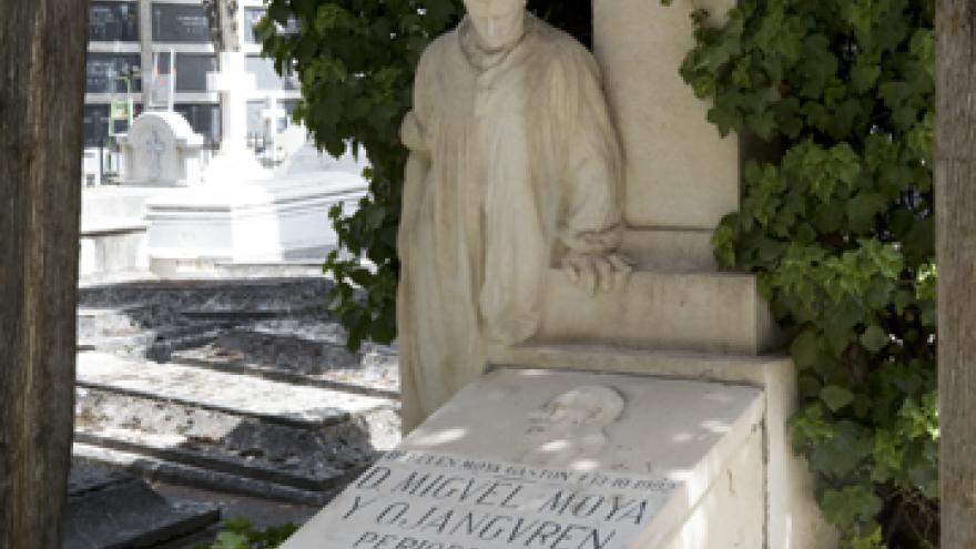 Tumba de Miguel Moya