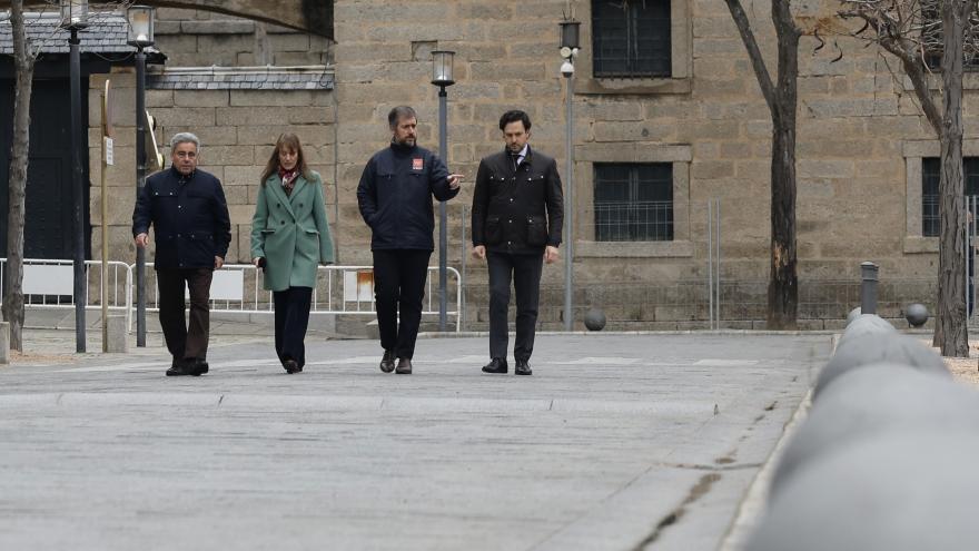 El consejero Miguel Ángel García Martín durante la visita a esta obra del PIR