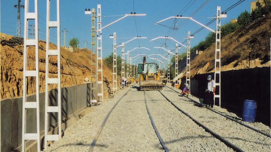 construcción estación Eugenia de Montijo