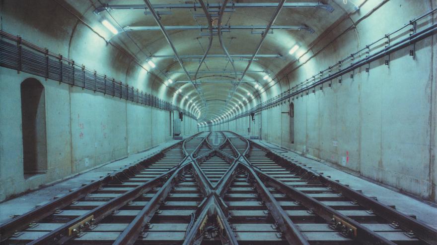 Falso túnel entre Arroyo Fresno y Pitis