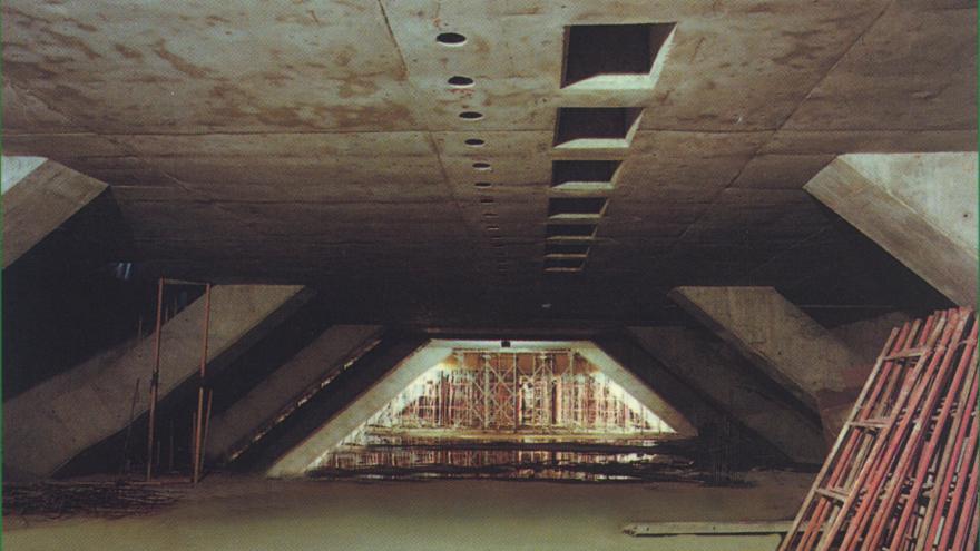 Estación Avda. de la Ilustración