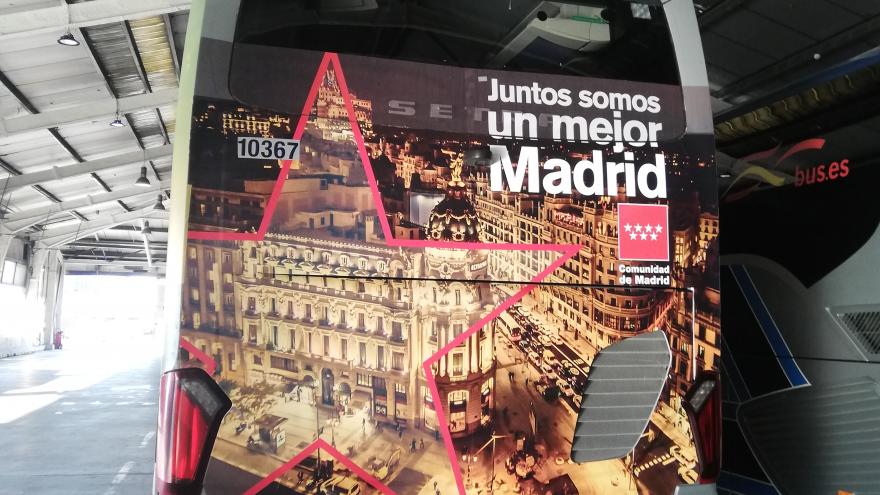 Autobús vinilado
