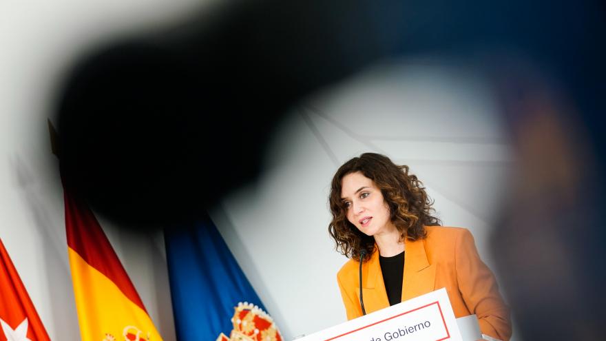 Díaz Ayuso expone las inversiones en Griñón con 6 millones en atención social a mayores y un 15% más para obras públicas La presidenta durante la rueda de prensa en Griñón