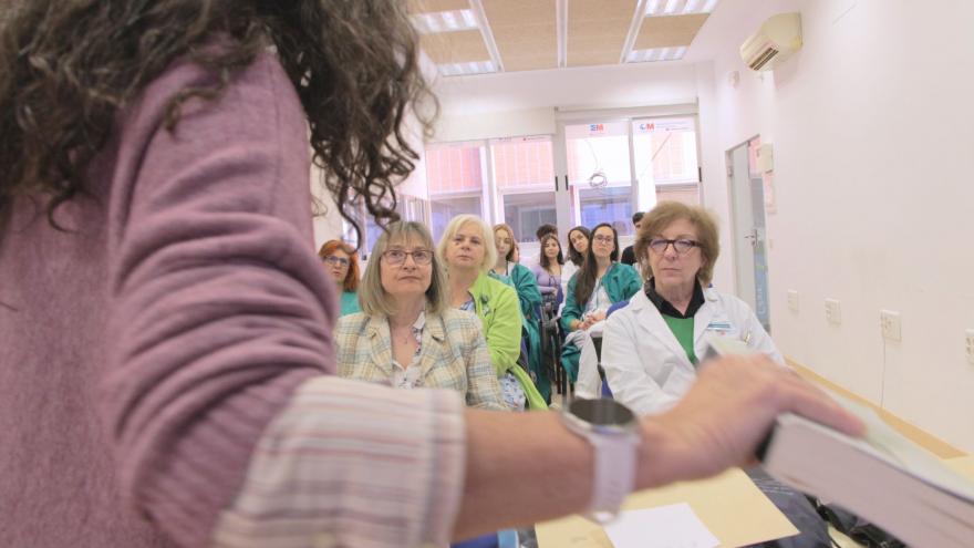 Sala de entrega de premios del certamen Entre puntos y letras