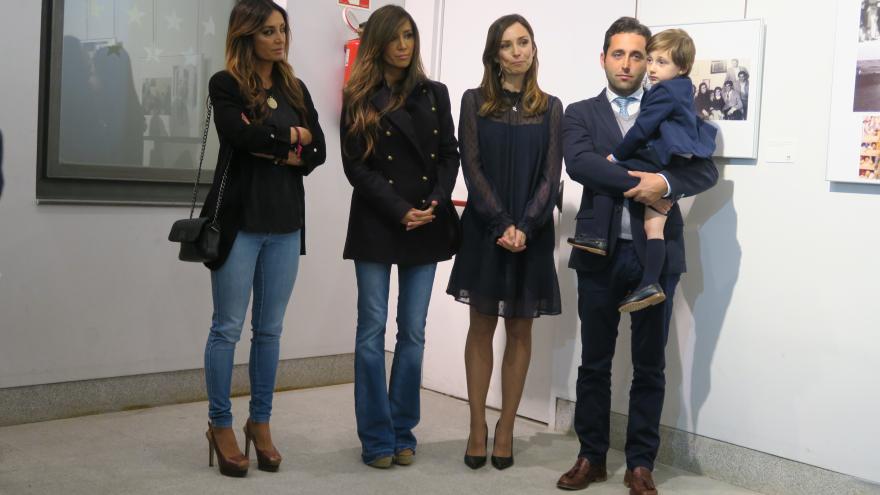 La familia de Dámaso González durante la inauguración (Fotografía de Manuel Durán)