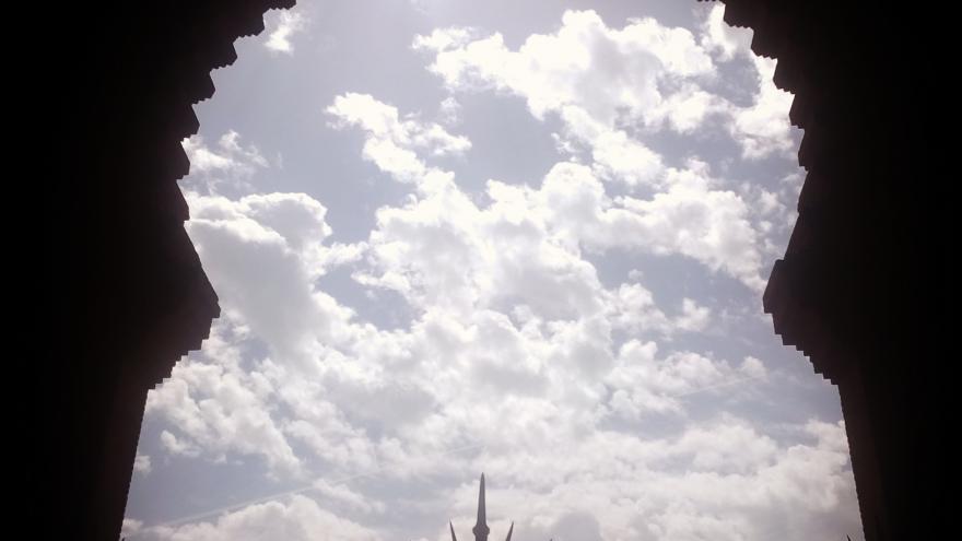 La Puerta Grande de Las Ventas y el cielo de Madrid...
