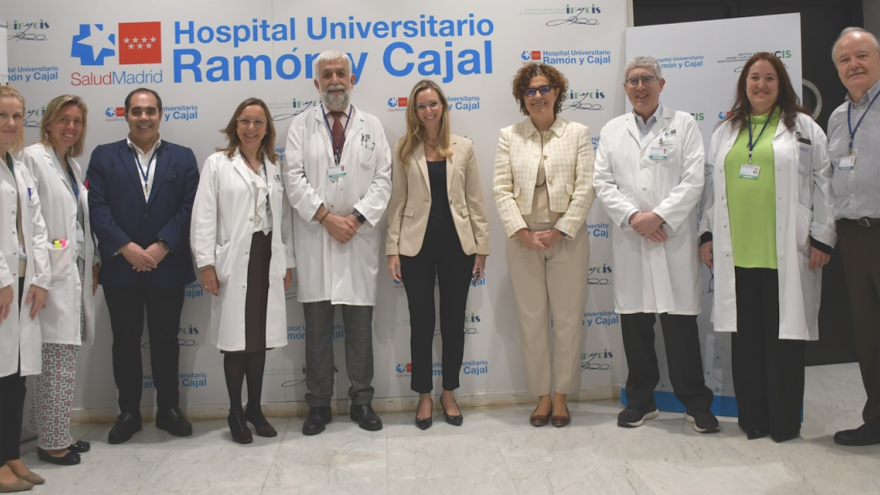 Imagen de fotocall del evento en el Hospital Universitario Ramón y Cajal