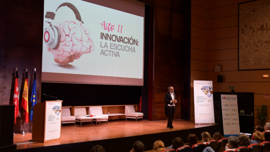 Imagen de la conferencia de clausura del evento en el Hospital Universitario Ramón y Cajal