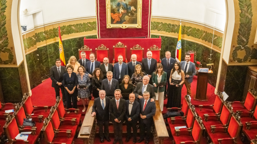 Imagen de grupo en el evento de la Fundación ECO