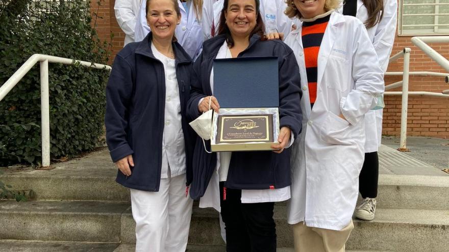 Profesionales del Consultorio Local de Daganzo, con el premio