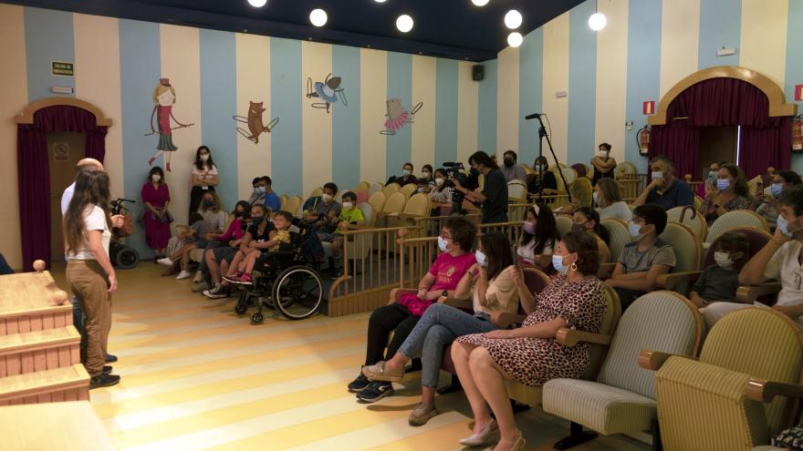 pacientes de neurología en el Teatro
