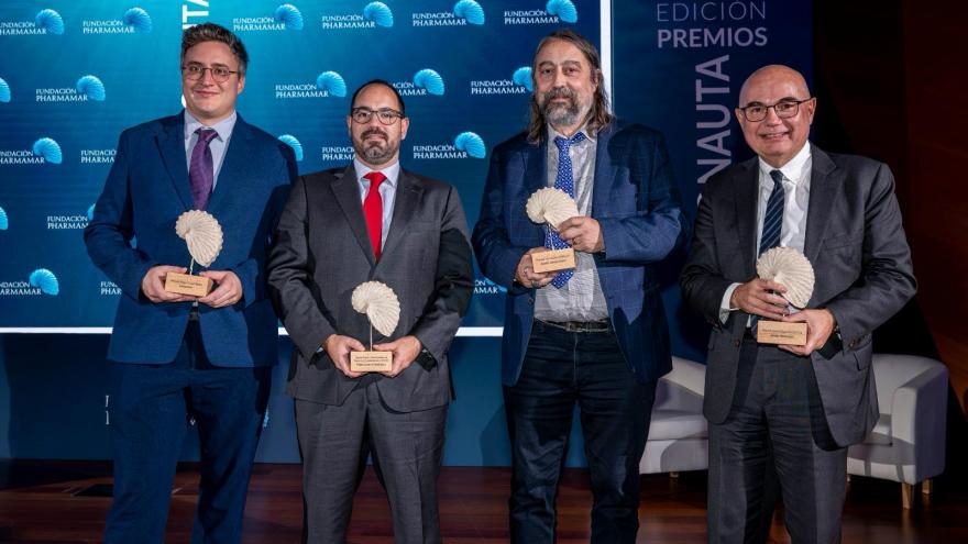 Pedro Landete con el resto de premiados