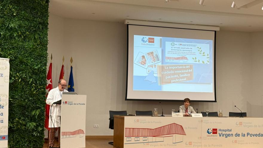 La doctora Mercedes Navío durante la conferencia de clausura de la Jornada 