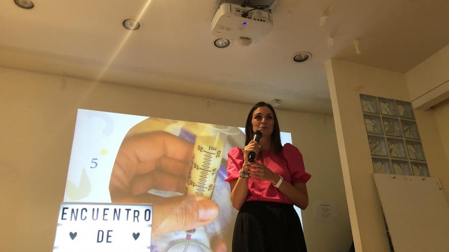 La donación de leche se hace de manera altruista