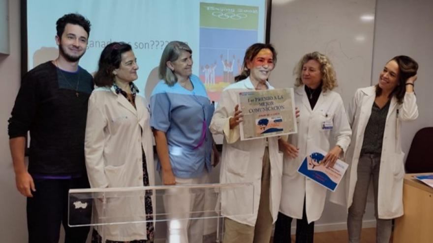 Entrega del primer premio a la mejor comunicación