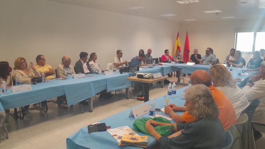 Reunión consejo de pacientes