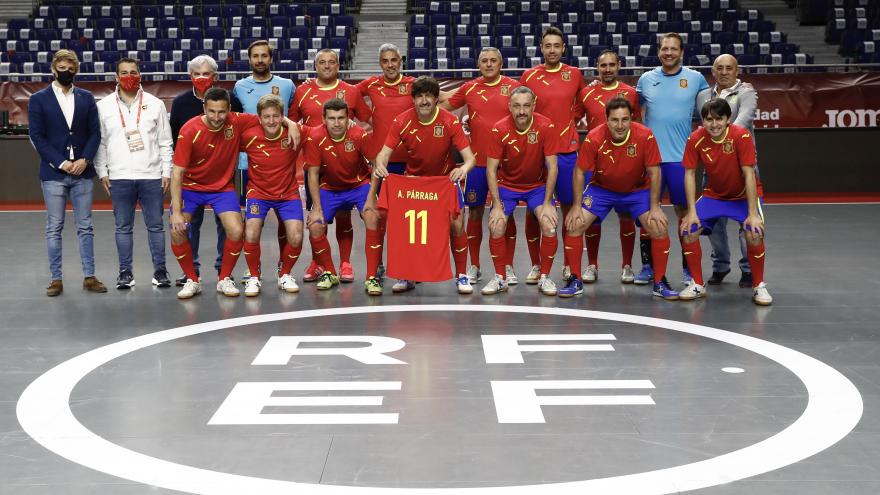 Equipo de jugadores profesionales que jugaron el partido homenaje