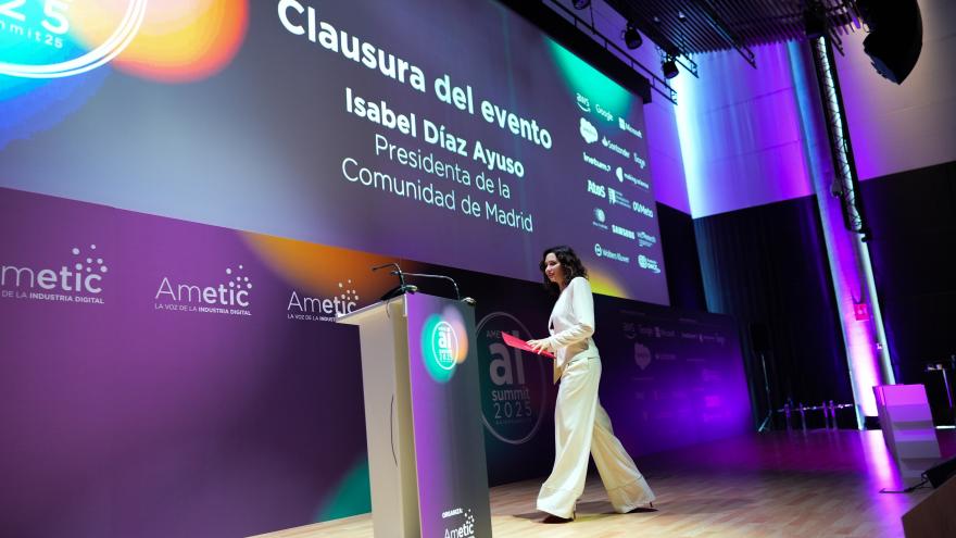 Díaz Ayuso, en el mayor evento sobre IA de España: “Queremos que ninguna empresa se quede atrás en este camino de transformación” La presidenta Isabel Díaz Ayuso