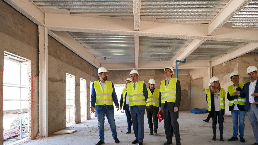 Ossorio durante la visita a Valdemoro