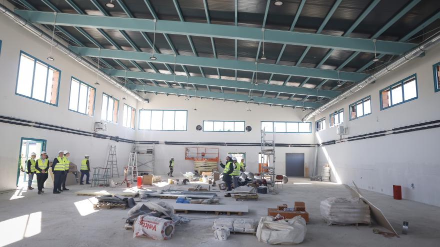 Las obras de la escuela en plena construcción