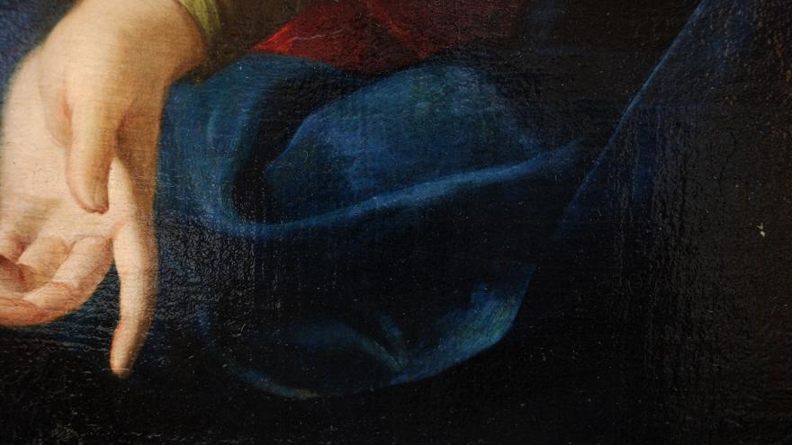 Virgen Dolorosa. Detalle, antes de la restauración Detalle de la vestimenta de la Virgen Dolorosa, antes de la restauración