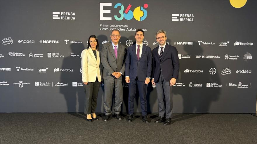 La Comunidad de Madrid avanza en el Plan de Rescate de las Matemáticas con el envío de las guías a los centros para facilitar su repaso El consejero de Educación, Ciencia y Universidades