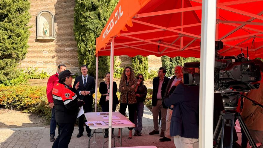 La Comunidad de Madrid realiza un simulacro de incendio en una iglesia de Boadilla del Monte para ensayar su plan de protección de Bienes Culturales Agencia de Seguridad y Emergencias Madrid 112