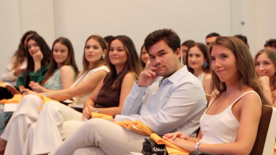 Alumnos graduados en Medicina en UAX