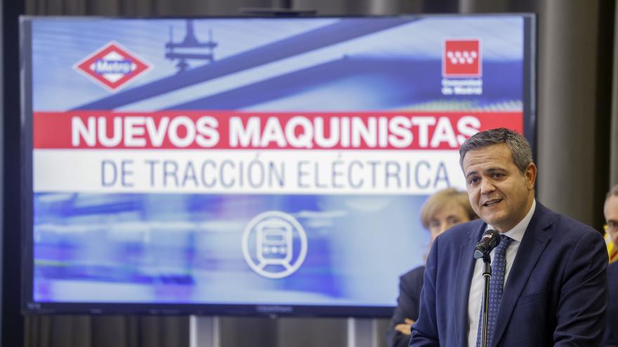 El consejero Rodrigo en el acto de bienvenida a los trabajadores de Metro