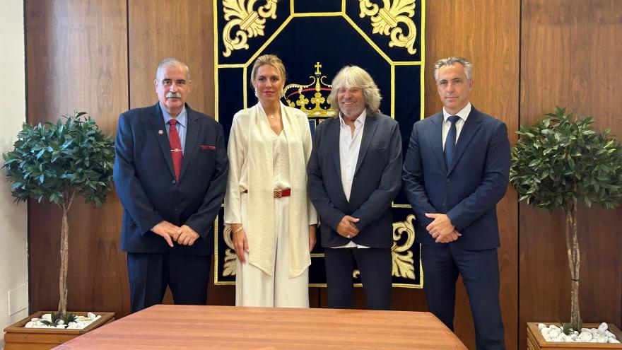 La Comunidad de Madrid, reconocida por su gestión de las emergencias con la Medalla al Mérito de la Villa de Pozuelo de Alarcón El consejero Novillo