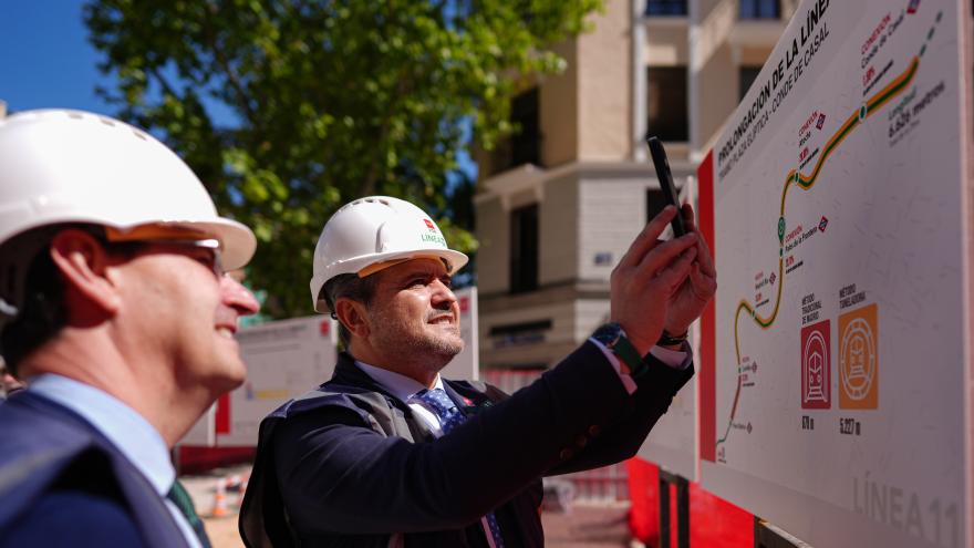 El consejero de Vivienda, Transportes e Infraestructuras