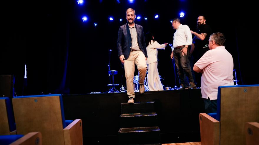 García Martín visita teatro Juan Pardo de  Valdemoro remodelación  con cargo al PIR