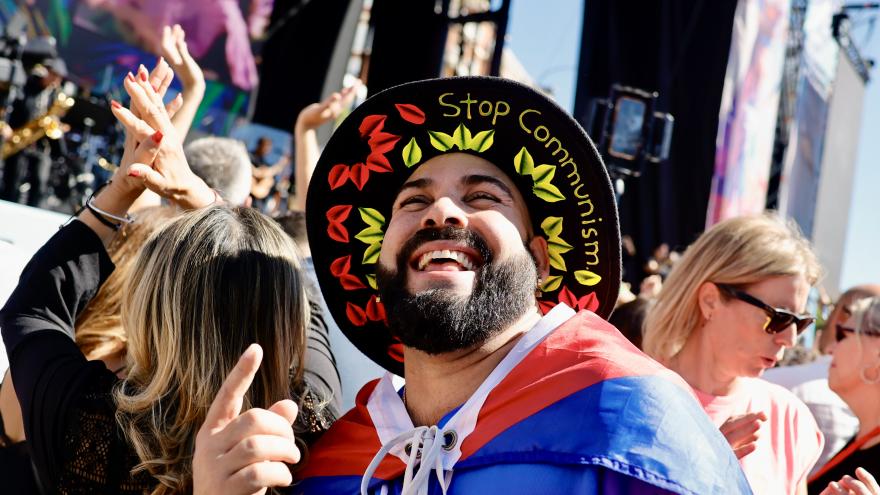 concierto de Gloria Estefan asistente al concierto de Gloria Estefan