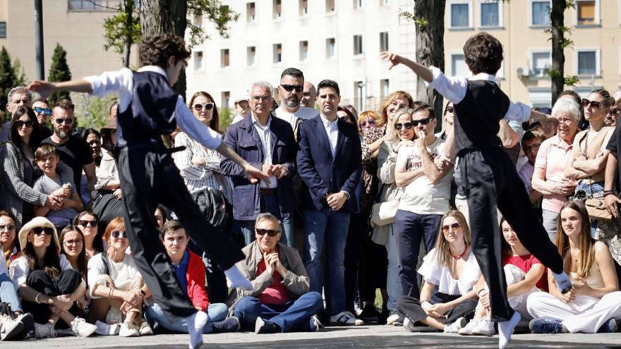 Espectáculo de danza en la calle