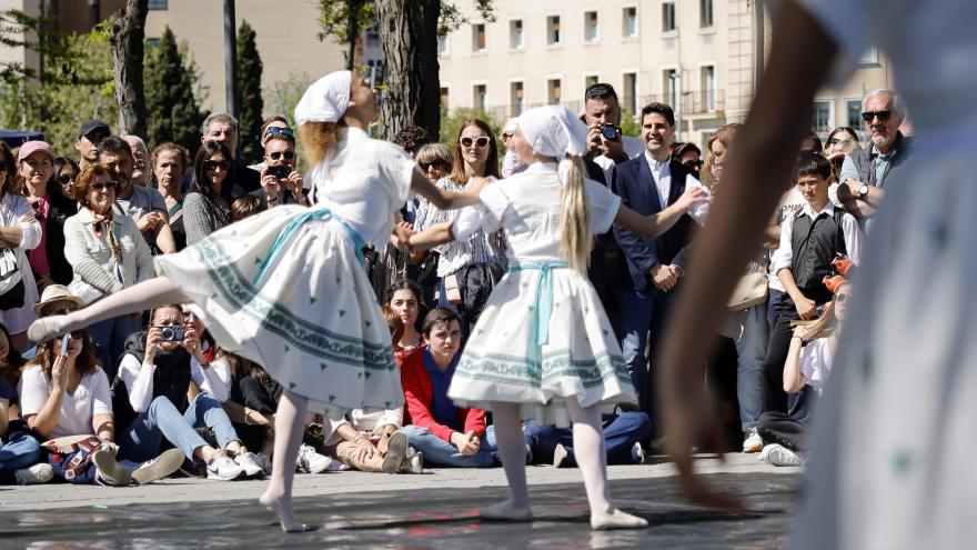 Espectáculo de danza en la calle