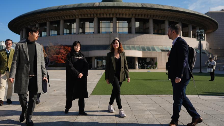 Díaz Ayuso presenta en el Seoul Arts Center el Ballet Español de la Comunidad de Madrid y el programa de auxiliares de danza en centros educativos