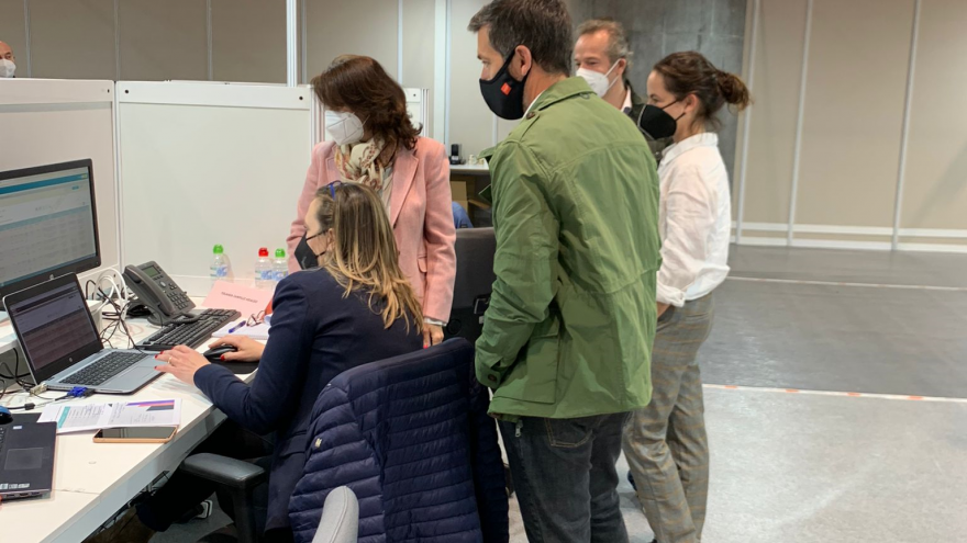 Imagen de uno de los puestos informáticos instalado en IFEMA