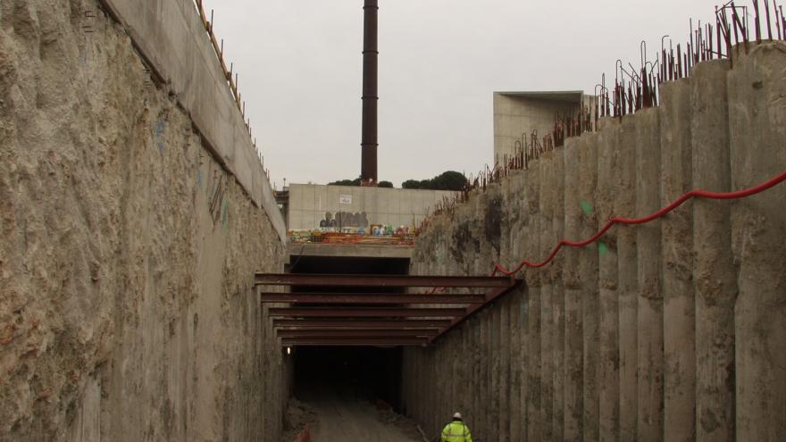 Rampa de acceso a estación