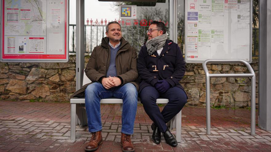 Jorge Rodrigo durante la presentación en Pedrezuela de las marquesina de montaña con calefacción
