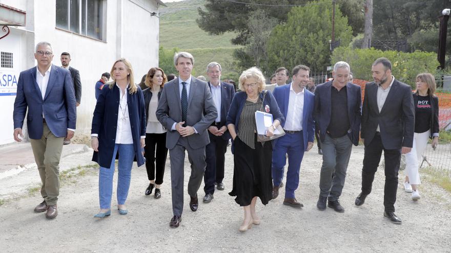 Comunidad y Ayuntamiento firman el acuerdo para realojar a 150 familias del sector 6