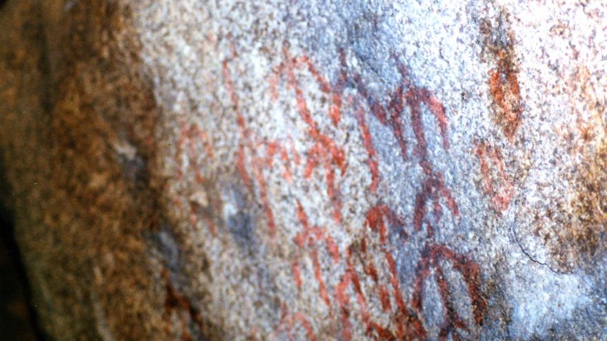 Parque Regional de la cuenca alta del Manzanares. Pinturas rupestres de los aljibes. Manzanares el Real