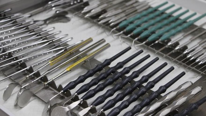 Establecimientos productos sanitarios en serie Utensilios de dentista