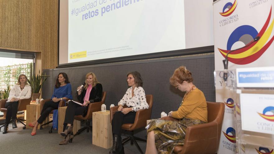 Eugenia Carballedo en la jornada ‘Igualdad de oportunidades: retos pendientes’, organizada por la Fundación Concordia y Libertad