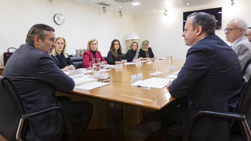 Enrique Lopez y Alberto Reyero durante la reunión