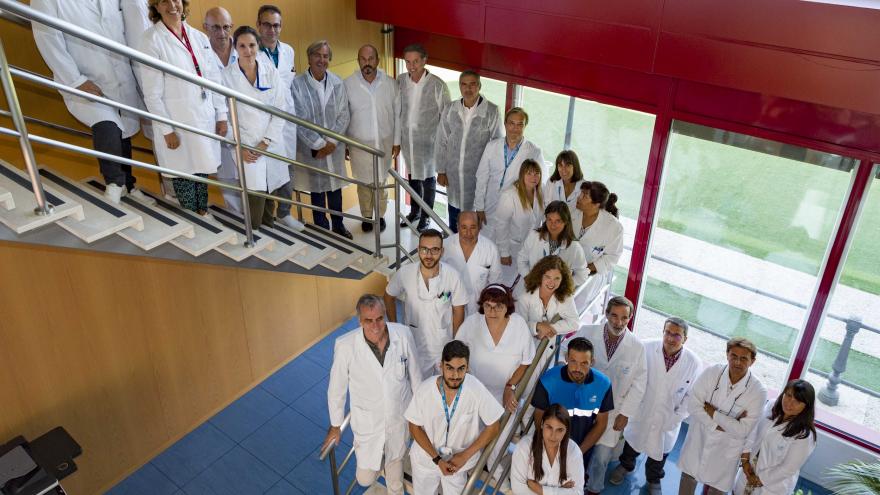 Rollán visita el laboratorio central de Canal, que realiza cada año más de 530.000 análisis del agua de consumo 