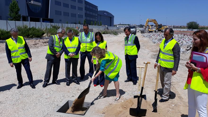 Hidalgo asiste al acto de primera piedra del Campus Airbus España tras ampliarse el Parque Empresarial La Carpetania, en Getafe