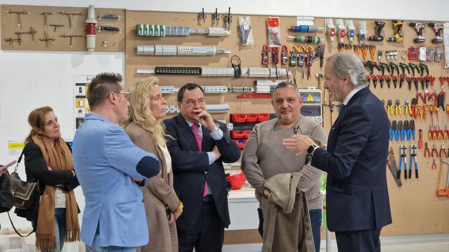 La consejera Rocío Albert durante su visita a la Fundación Laboral de la Construcción