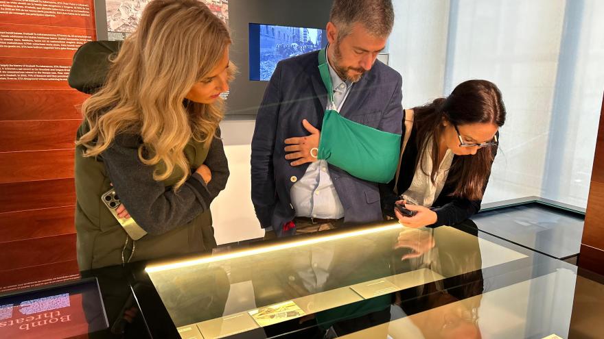 García Martín visita el Centro Memorial de las Víctimas del Terrorismo en Vitoria El consejero Miguel Ángel García Martín durante su visita al Centro Memorial de las Víctimas del Terrorismo en Vitoria