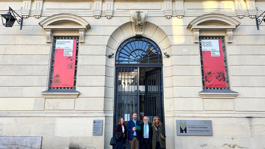 García Martín visita el Centro Memorial de las Víctimas del Terrorismo en Vitoria El consejero Miguel Ángel García Martín durante su visita al Centro Memorial de las Víctimas del Terrorismo en Vitoria